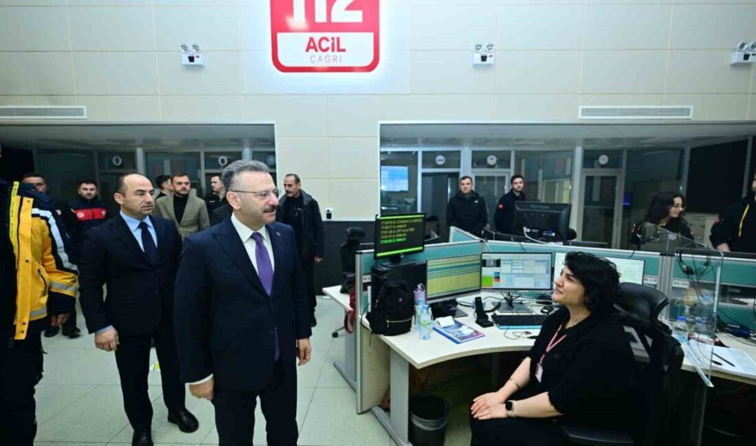 Eskişehir Valisi Hüseyin Aksoy, 112 Acil Çağrı Merkezi Müdürlüğü’nü ziyaret