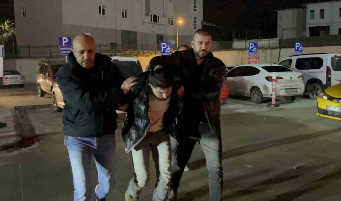 Eskişehir’de 2 aracın yarıştığı anda 3 yayaya çarpan ve onları