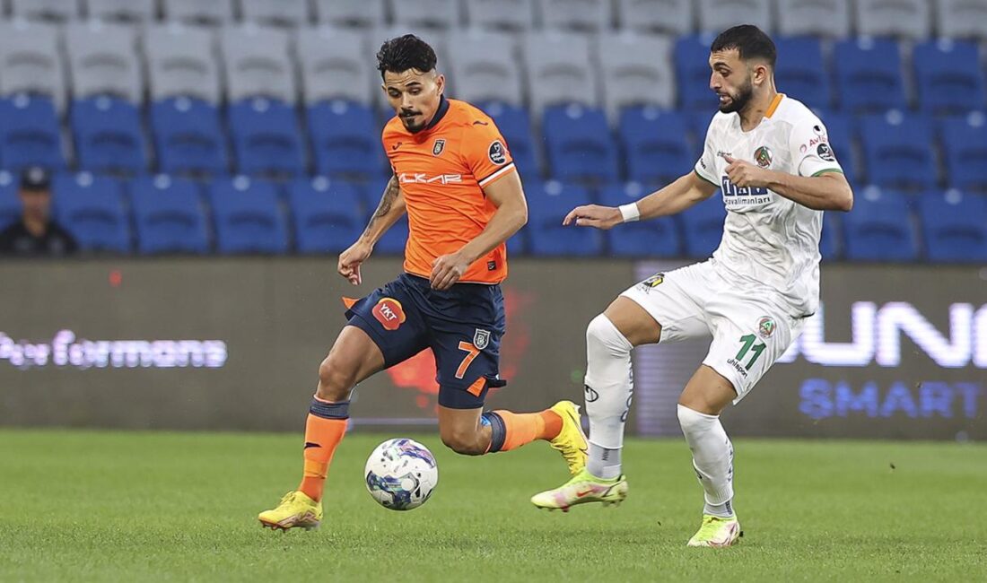 Trendyol Süper Lig'in 23. haftasında Akdeniz ekibi Alanyaspor, sahasında İstanbul