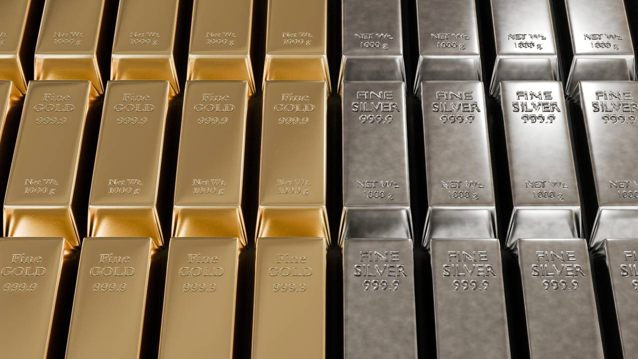 Reuters anketine göre, 2026 yılında altın ve gümüş fiyatları yüksek