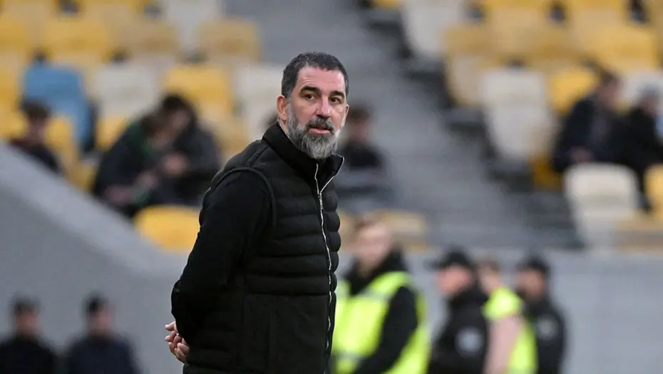 Türk futbolunun efsane isimlerinden Arda Turan, teknik direktörlük kariyerinde dev