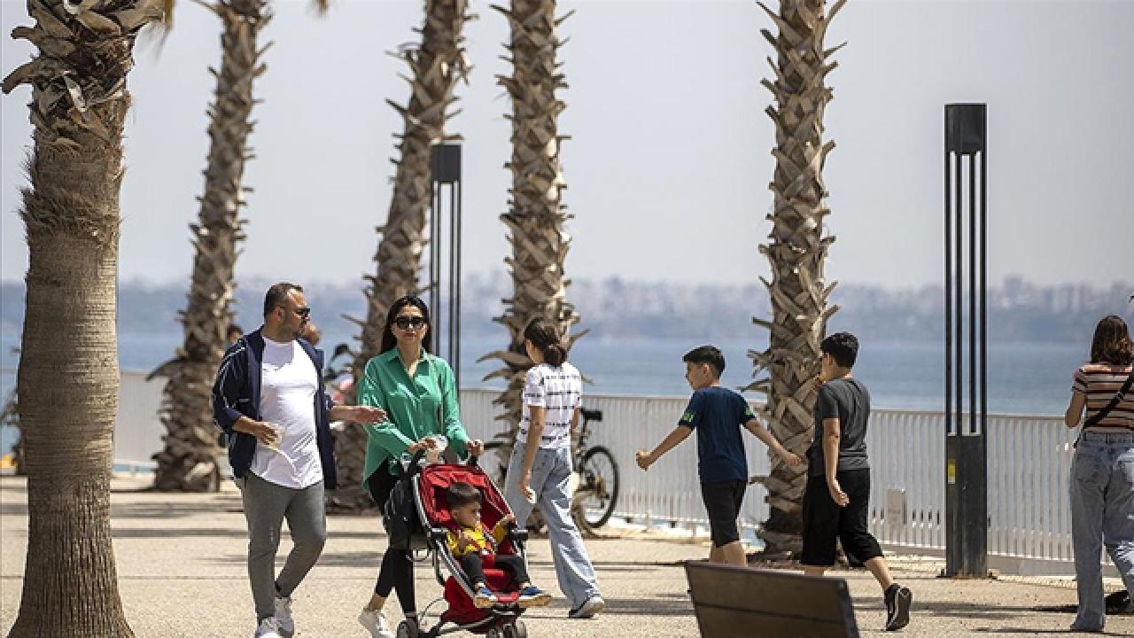 Türkiye genelinde bir süredir mevsim normallerinin altında seyreden hava sıcaklıklarının,