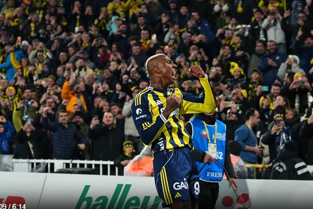 Trendyol Süper Lig’in 21. haftasında Fenerbahçe, sahasında ağırladığı Gençlerbirliği’ni 3-1