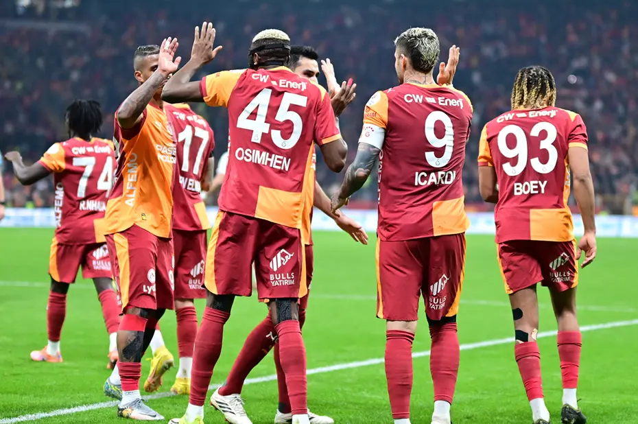 Şampiyonlar Ligi Son 16 Play-Off rövanş maçında nefesler kesiliyor! İlk