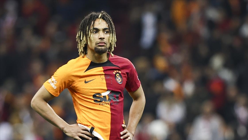Galatasaray, eski futbolcusu Sacha Boey’i Bayern Münih’ten sezon sonuna kadar
