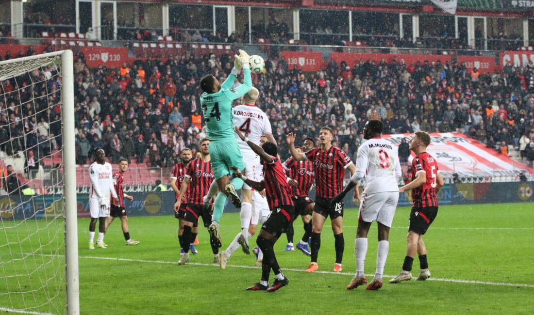 UEFA Konferans Ligi son 16 play-off turu rövanşında Samsunspor, sahasında