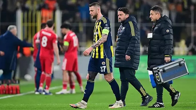 Fenerbahçe, Milan Skriniar’ın yaşadığı sakatlığın ardından yapılan MR sonucunu duyurdu.