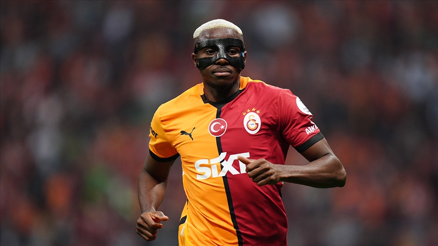 Galatasaray’ın dünya çapındaki yıldızı Victor Osimhen için transfer piyasası kızışıyor.
