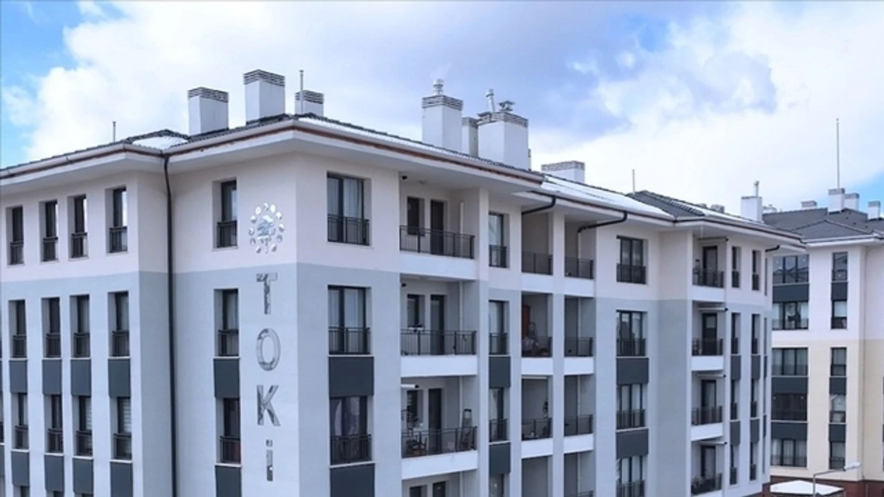 "Yüzyılın Konut Projesi" kapsamında bugün Zonguldak'ta büyük bir heyecan yaşanıyor.