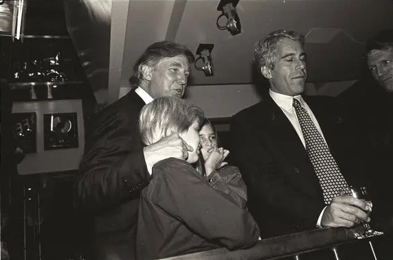 ABD’de Jeffrey Epstein dosyasına ilişkin yeni yayımlanan belgelerde yer alan