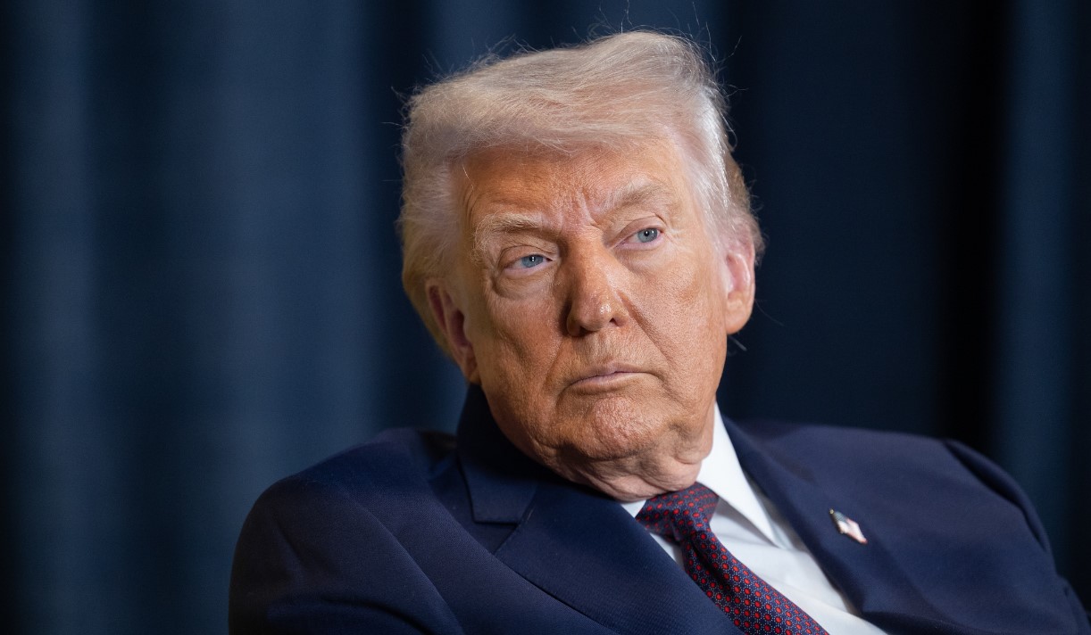 ABD Başkanı Donald Trump, ünlü oyuncu Robert De Niro’nun “Görevden