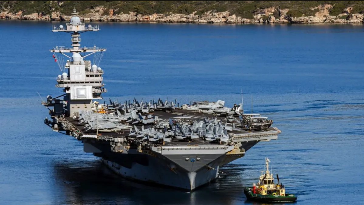 ABD donanmasına ait dünyanın en büyük uçak gemisi USS Gerald
