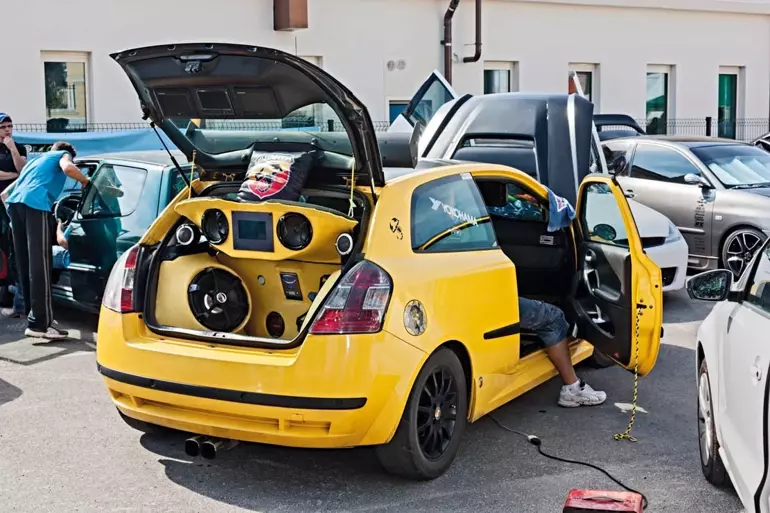 27 Şubat’ta Resmi Gazete’de yayımlanarak yürürlüğe giren yeni trafik düzenlemesi,
