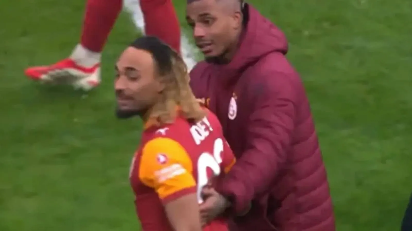 Galatasaray'ın Şampiyonlar Ligi'nde Liverpool'u 1-0 mağlup ettiği tarihi maçın ardından,