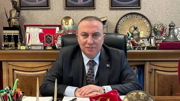 MHP Genel Başkan Yardımcısı İzzet Ulvi Yönter’in görevinden ayrılması siyaset