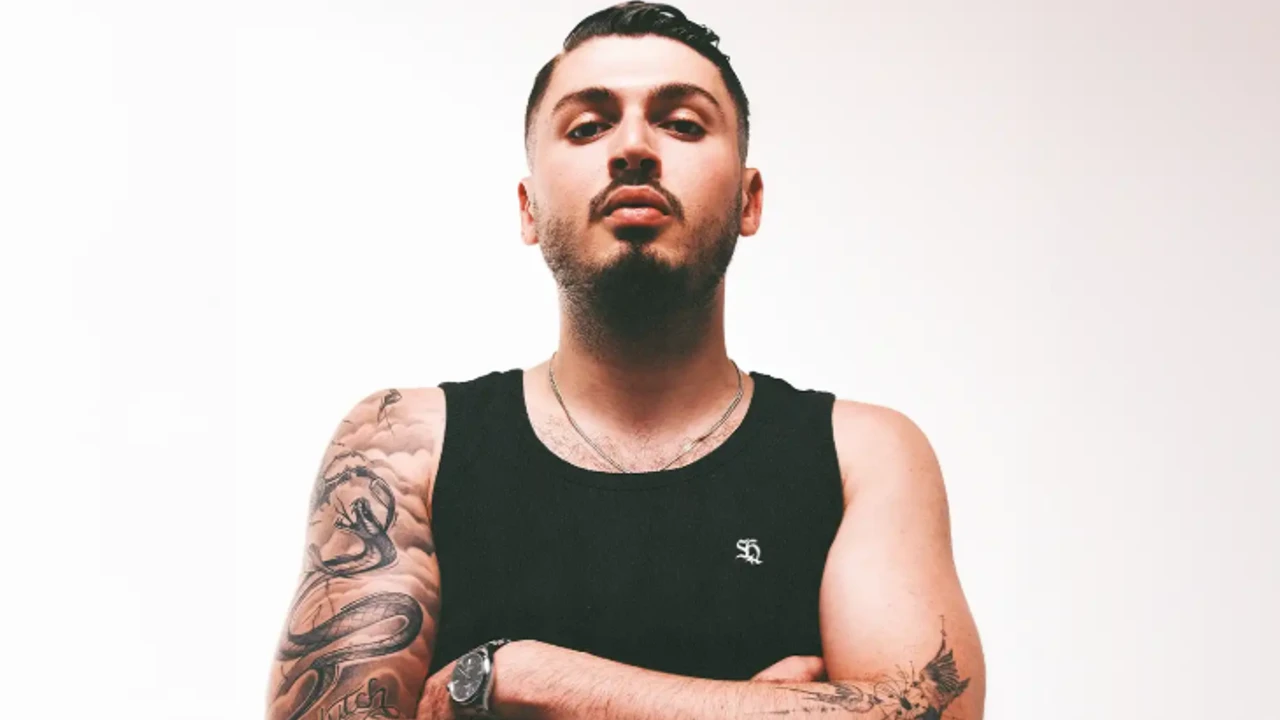 Popüler rap sanatçısı Blok3 (Hakan Aydın) ve yapımcısı Maruf Yöntürk,