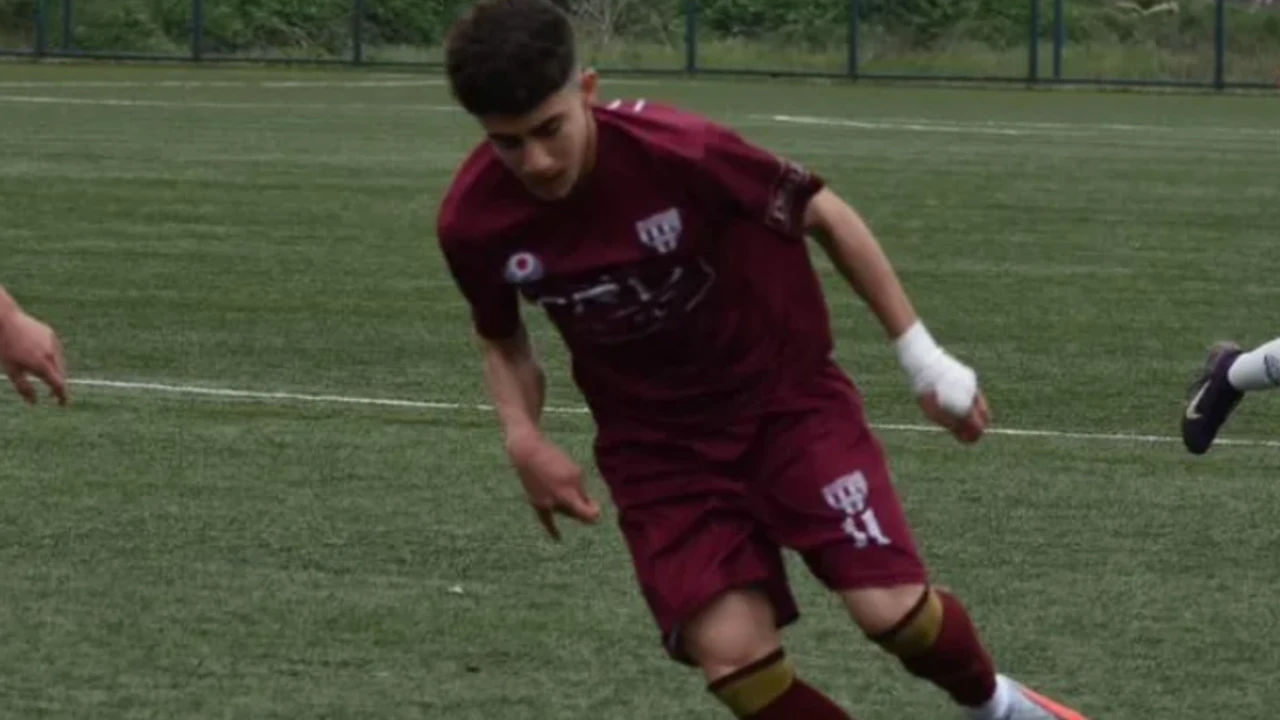 Bandırmaspor altyapısında yetişen U14 oyuncusu Görkem Dağıstanlı, iki kulüp arasında