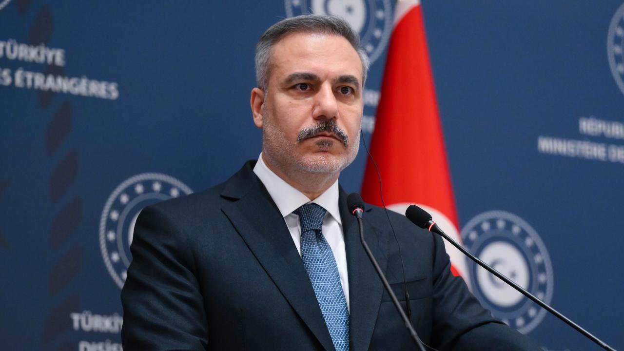 Dışişleri Bakanı Hakan Fidan, İran’dan ateşlendikten sonra Türk hava sahasına