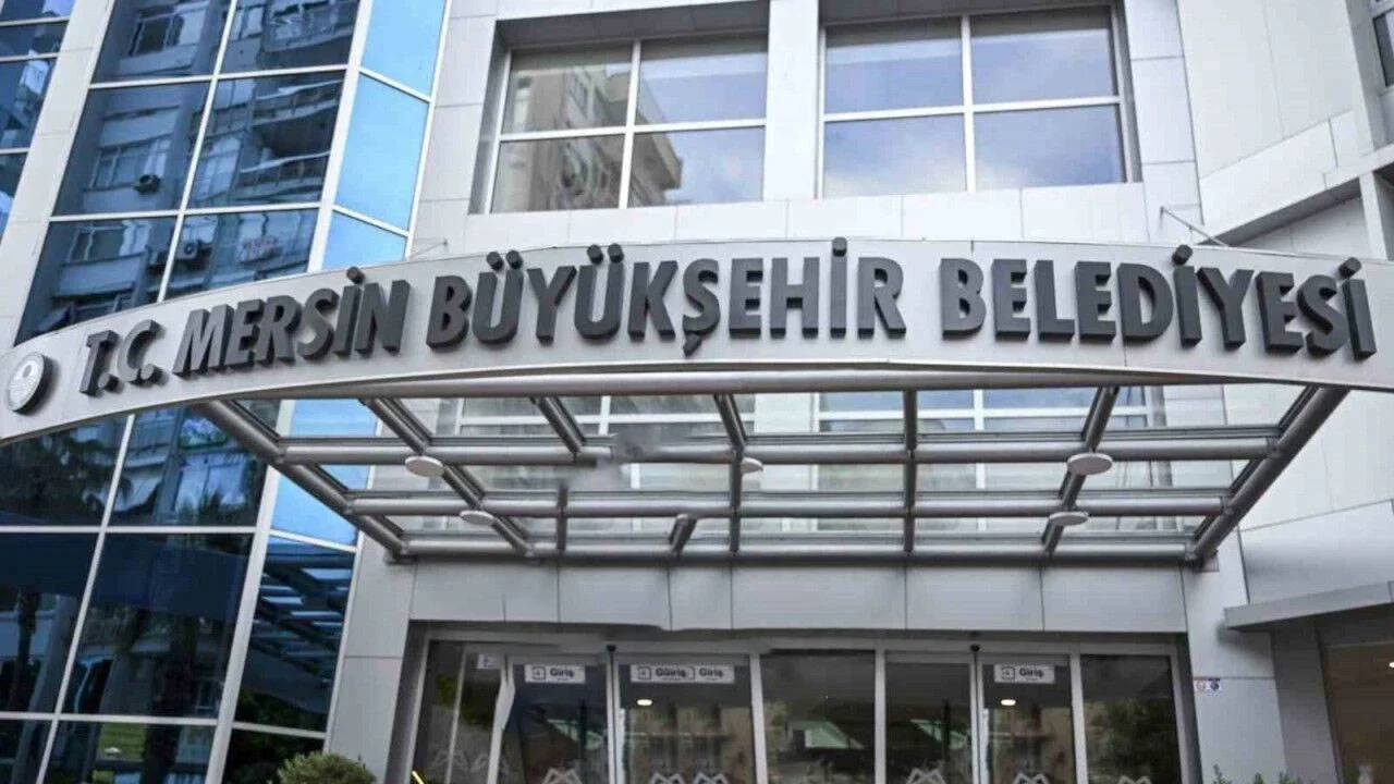 Mersin İl Emniyet Müdürlüğü, Büyükşehir Belediyesi’nde "ihaleye fesat karıştırma" ve