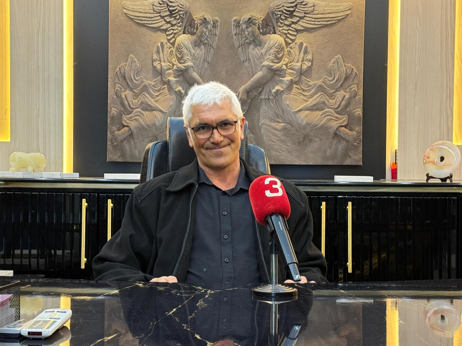Burdur’da yaşayan ve kendisini metafizik uzmanı olarak tanıtan Muzaffer Öztürk,
