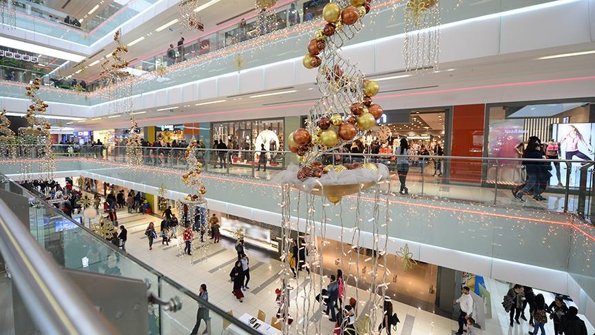 Ramazan Bayramı'nın ilk gününü alışveriş merkezlerinde (AVM) geçirmek veya sinemaya