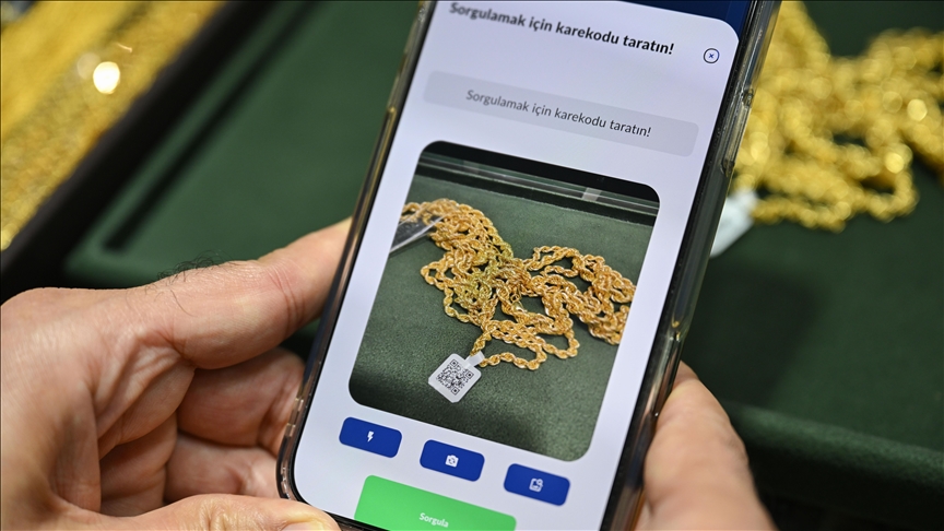 İstanbul Kuyumcular Odası, televizyon ekranlarındaki has altın fiyatları ile serbest