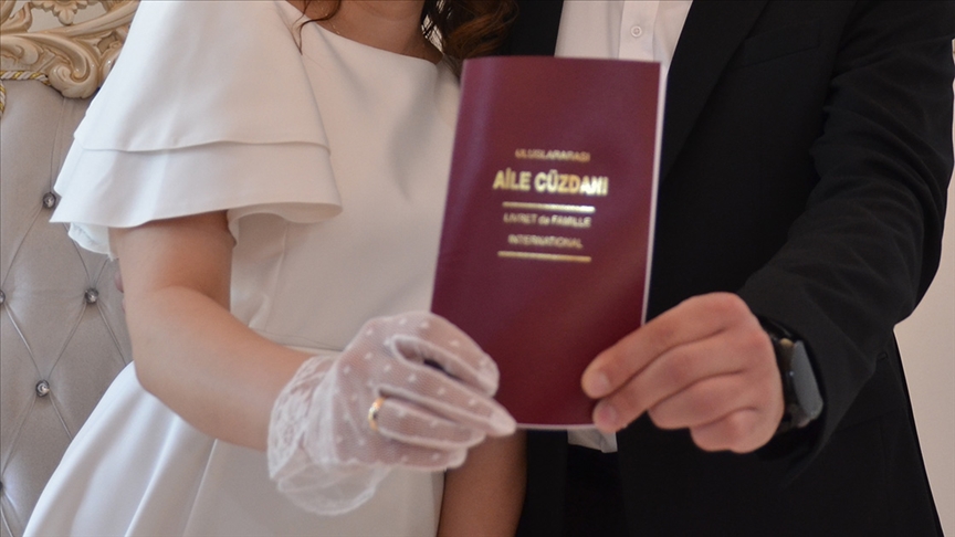 Aile ve Sosyal Hizmetler Bakanlığı, yuva kurma hazırlığındaki gençlere nefes
