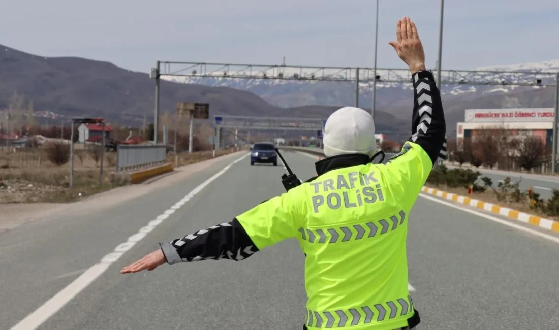 Trafik cezasına itiraz etmeyi ve idari süreci yargıya taşımayı düşünen