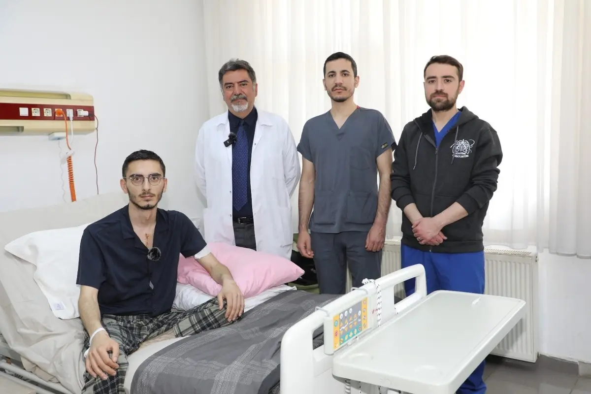 Talha Taşpınar, aylarca geçmeyen öksürük ve iştahsızlık şikayetlerini soğuk algınlığına