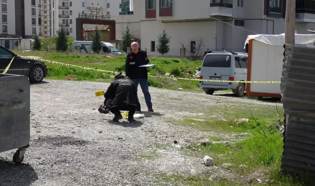 Yeşilyurt ilçesinde iki öğrenci grubu arasında "küfürleşme" nedeniyle başlayan tartışma,