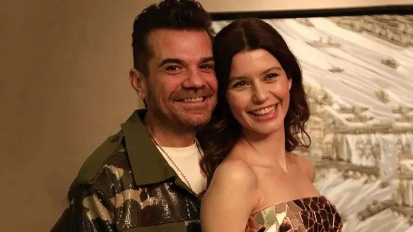 Beren Saat’in ilk şarkısı ‘CapitaliZoo’ ile müzik dünyasına girmesini değerlendiren