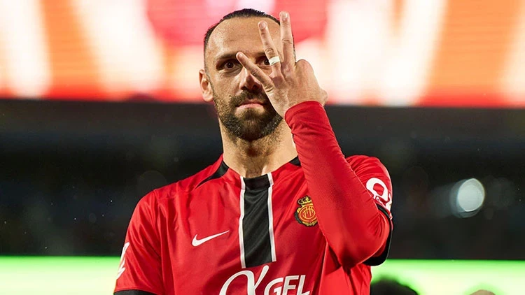 31 yaşındaki Kosovalı golcü, Mallorca formasıyla İspanya’da tarih yazarken, Türkiye'de