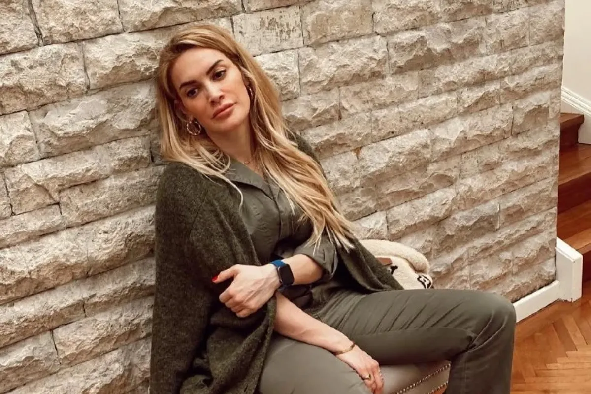 Moda tasarımcısı ve dijital içerik üreticisi olan Bianca Somer Türkmen,
