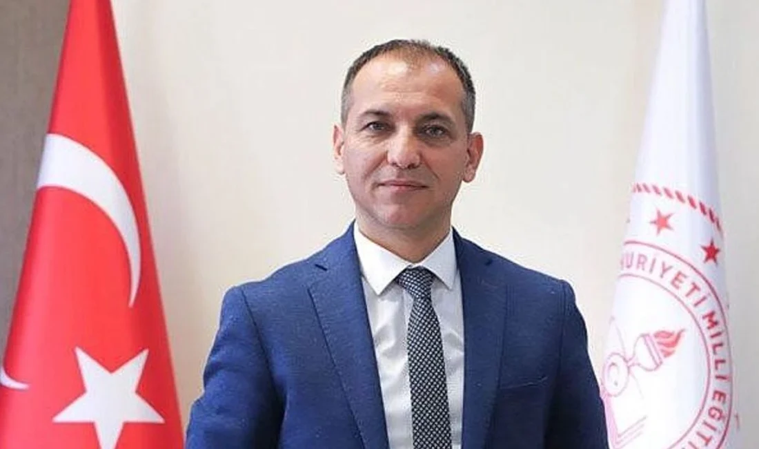 Kahramanmaraş İl Milli Eğitim Müdürü Erhan Baydur, bakanlık soruşturması kapsamında
