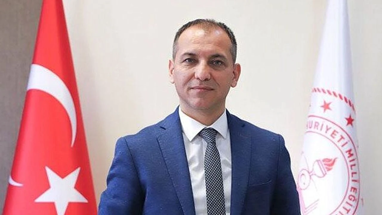Kahramanmaraş İl Milli Eğitim Müdürü Erhan Baydur, bakanlık soruşturması kapsamında