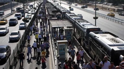 29 Ekim Cumhuriyet Bayramı'nda kutlamalara katılmak ve seyahat etmek isteyen