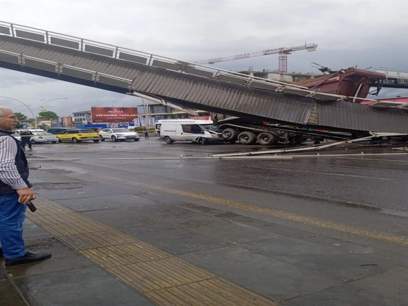 Ankara’nın trafiği en yoğun arterlerinden biri olan Turgut Özal Bulvarı’nda