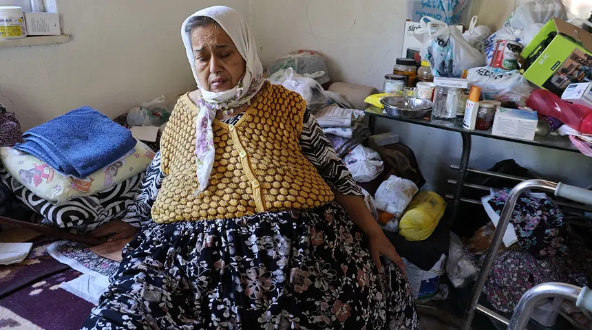 Aydın’ın Efeler ilçesinde yaşayan 67 yaşındaki Leyla Demirkafa, karnında oluşan