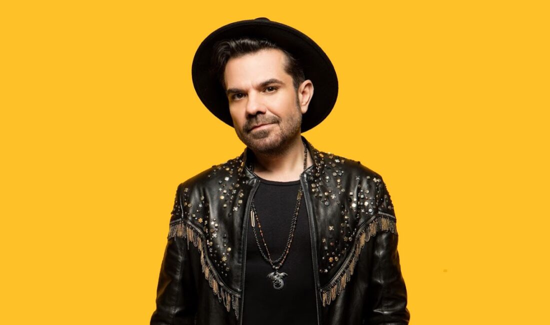 Müzik ve mizah dünyasının iki dev ismi, Kenan Doğulu ve