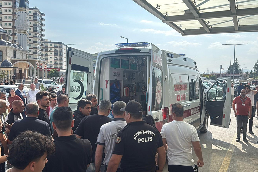 Mersin’in Tarsus ve Çamlıyayla ilçelerinde dün başlayıp sabah saatlerine kadar