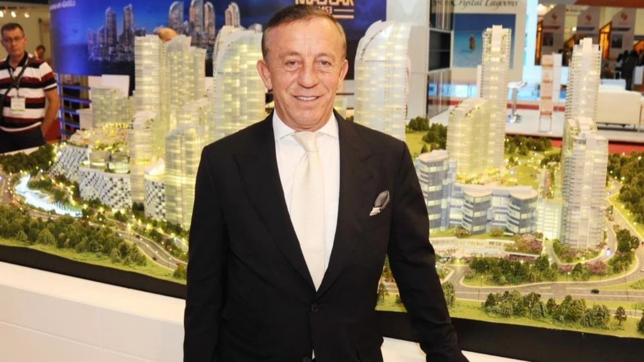 İş dünyasının ve magazin camiasının en renkli simalarından biri olan