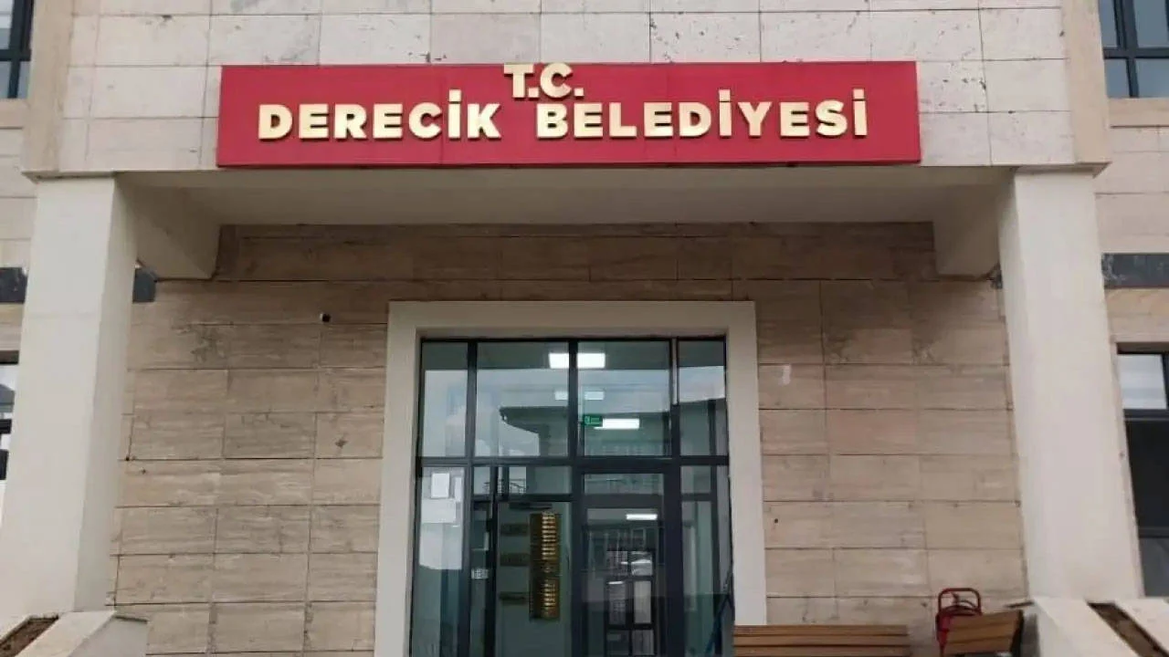 Hakkari’nin Derecik ilçesinde bir süredir merakla takip edilen belediye başkanvekilliği