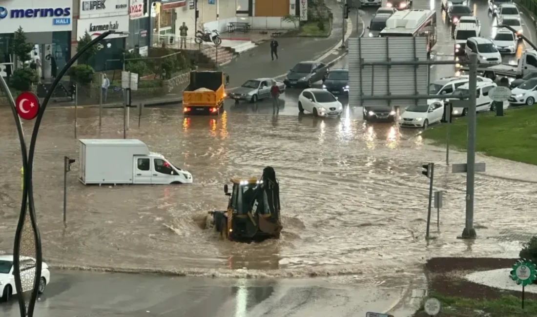 Türkiye’nin doğusunda ve batısında eş zamanlı olarak görülen aşırı hava