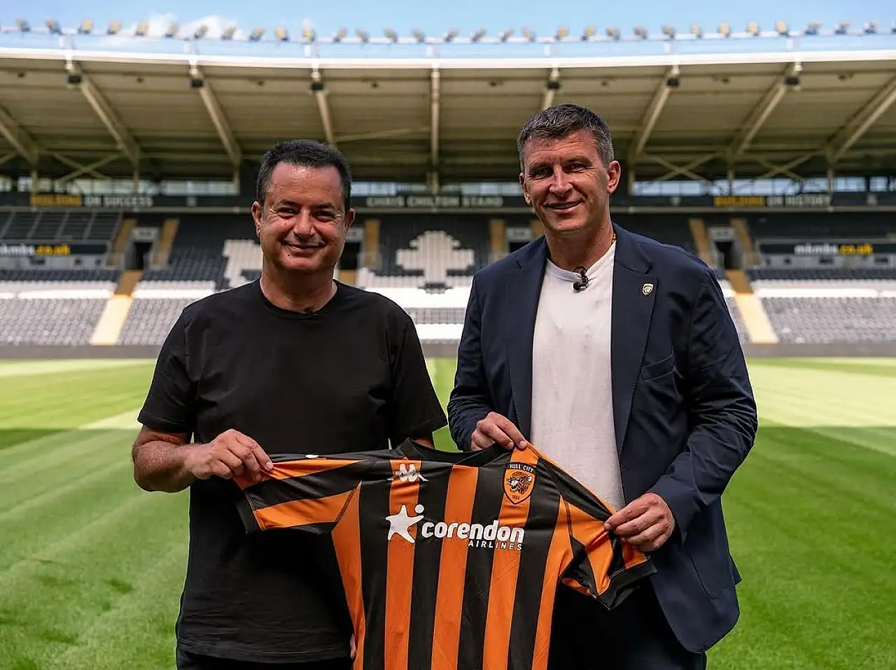 İngiliz futbolunun kalbi Londra’daki efsanevi Wembley Stadyumu'nda attı. Milyarlarca liralık