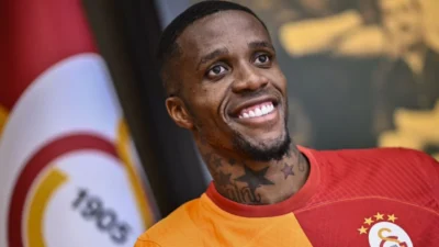 Galatasaray ile yolları ayrılan ve bonservisi elinde bulunan 33 yaşındaki