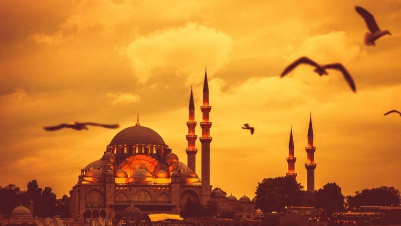 İslam aleminde rahmet, bereket ve mağfiret kapılarının aralandığı mübarek Muharrem