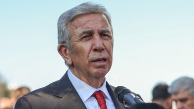 Ankara Büyükşehir Belediye Başkanı Mansur Yavaş, CHP ve İYİ Parti'den