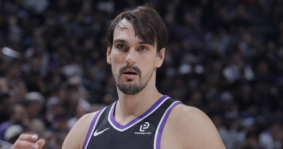 EuroLeague'deki dev temsilcimiz Anadolu Efes, tam 10 yıllık NBA serüveninin