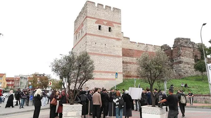 İstanbul Edirnekapı surlarında Semih Çelik'in işlediği çifte cinayetin ardından bölgede