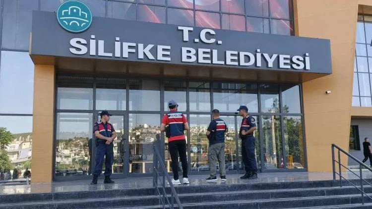 Mersin'de sabah saatlerinde sıcak bir gelişme yaşandı. Silifke Cumhuriyet Başsavcılığı